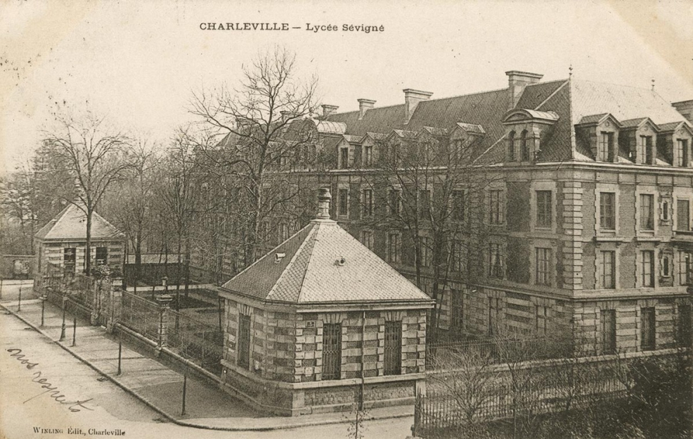 Charleville - Lycée Sévigné.