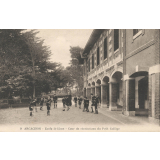 9 - Arcachon - Ecole St-Elme - Cour de récréations du Petit Collège.