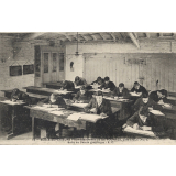 19 - Ecole Supérieure Professionnelle de Fournes, près Lille (Nord) - Salle de Dessin graphique.