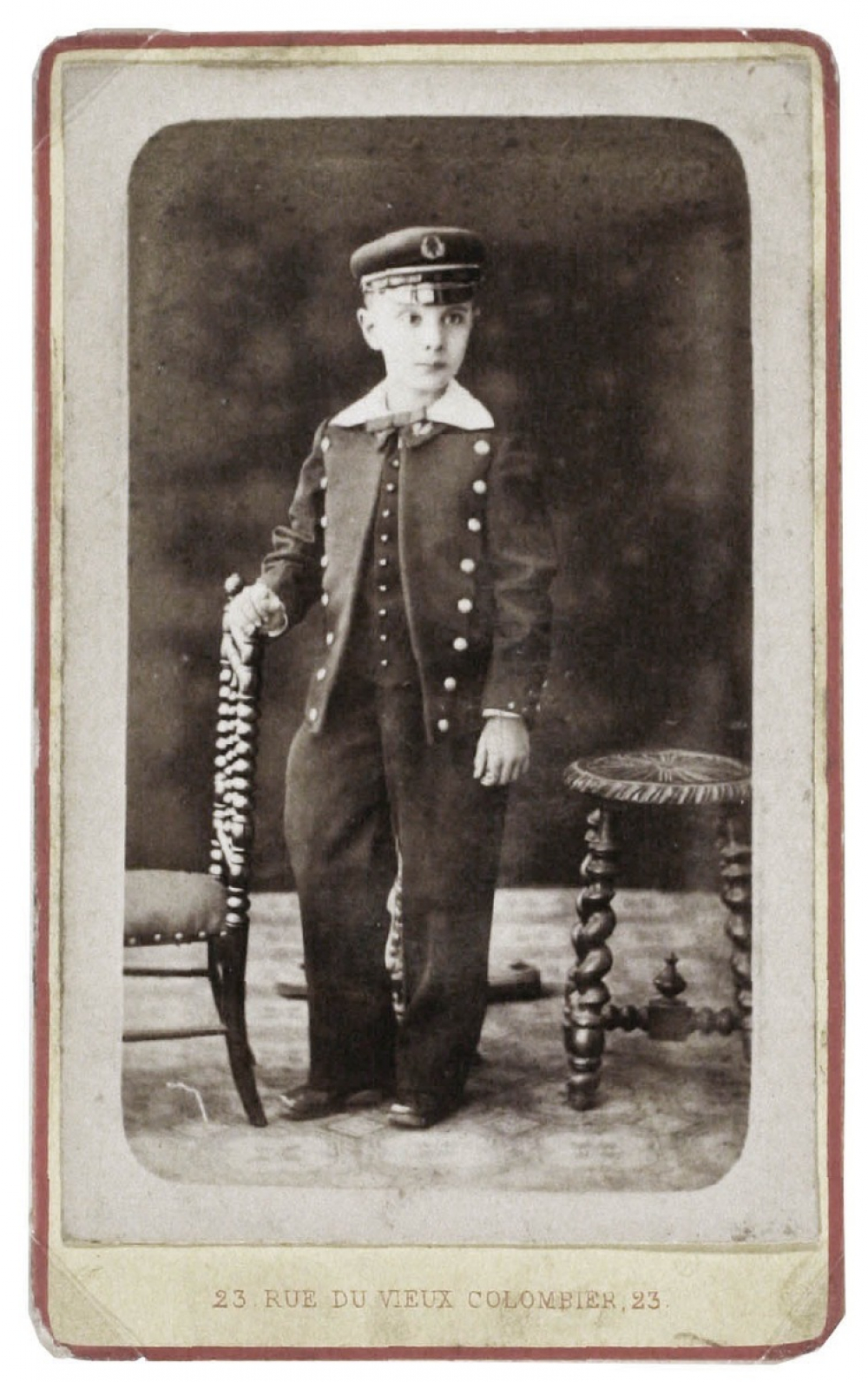 Jeune garçon à la casquette. 