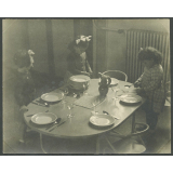 Cantine d'une école maternelle. 
