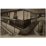 Ecole Nationale Professionnelle d'Armentières - Dortoir d'angle et lavabos.