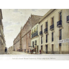 Fronte de la Escuela Nacional Preparatoria. Antigua colegio de San Ildefonso.