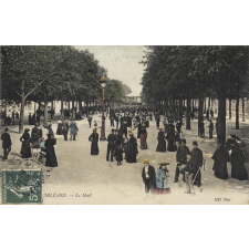 Orléans - Le Mail.