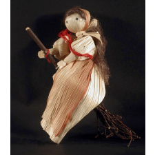 Poupée folklorique. 