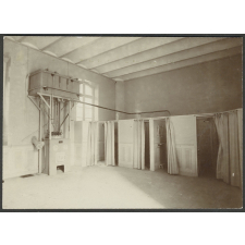 Collège de jeunes filles de Béziers, salle de douches.