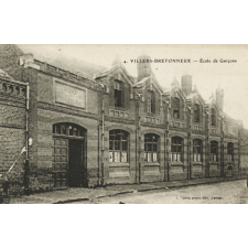 4 - Villers-Bretonneux - Ecole de Garçons.