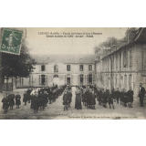 Luzancy (S.-et-M.) - Façade Intérieure et Cour d'Honneur - Colonie Scolaire du 18e Arrondissement.