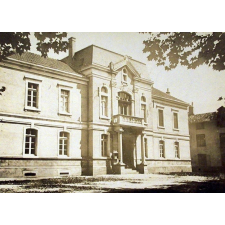 Ecole communale de garçons.