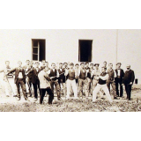 Ecole Normale d'Instituteurs de la Gironde - Elèves de la promotion 1896-99 en leçon de gymnastique. 