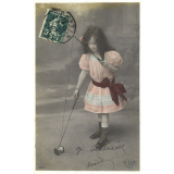 Petite fille au diabolo. 