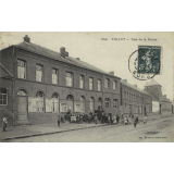 588 - Thiant - Rue de la Mairie.