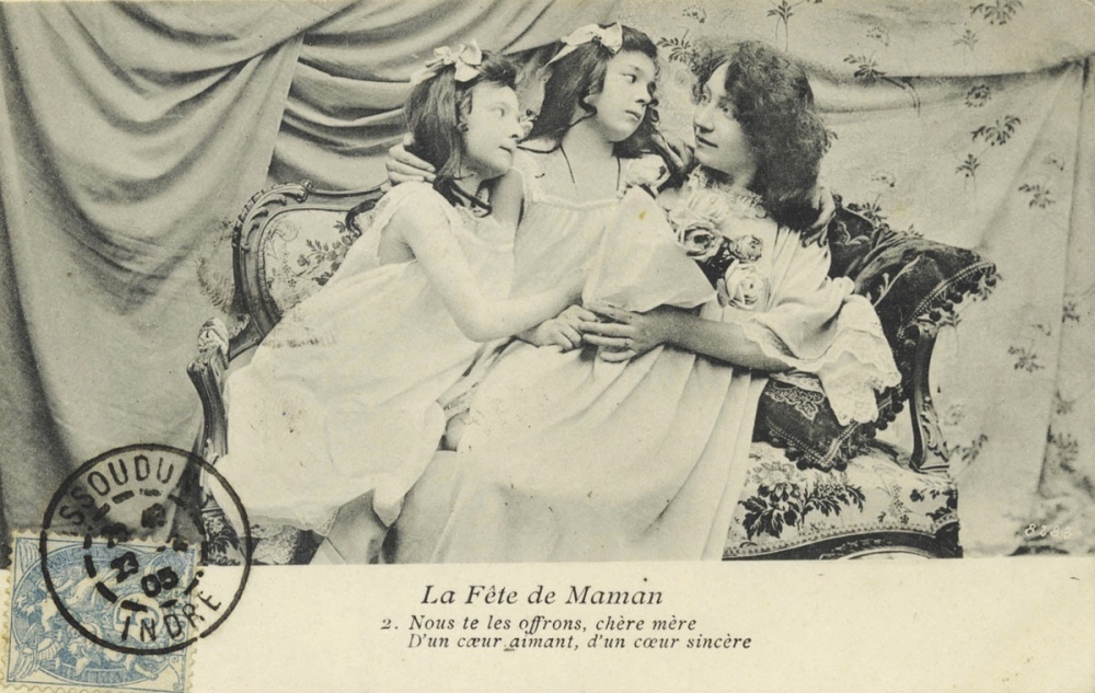 La Fête de Maman - 2 - Nous te les offrons, chère mère / D'un coeur aimant, d'un coeur sincère.