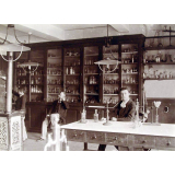 Ecole Primaire Supérieure de garçons, 44 rue Condé à Lyon - Laboratoire. 