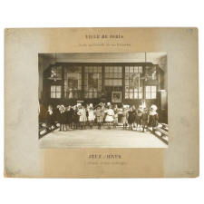 Ecole maternelle 24 rue Delambre, Jeux d'hivers (Ronde d'Anne de Bretagne).