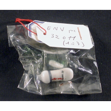 Accessoires de poupée. 