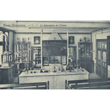 Passy-Froyennes - 7 - Le laboratoire de Chimie.