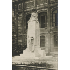 Rouen - Ecole Normale - Monument aux Morts.
