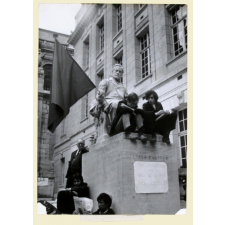 Les étudiants occupent la Sorbonne