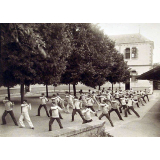 Ecole Normale d'instituteurs d'Orléans - Leçon de boxe (1899). 