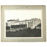 Commune de Villeneuve-Minervois (Aude) Groupe scolaire et Mairie, Façade postérieure (en cours d'exécution).