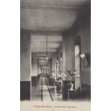 Collège Ste-Barbe - Couloir de l'infirmerie.