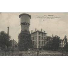 550 - Vierzon - Jardin de l'Ecole Nationale Professionnelle - Le Château d'eau.