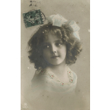 Portrait de fillette. 