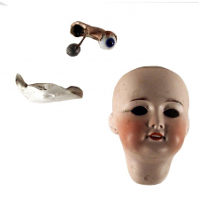 Tête de poupée.