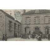 Perrou (Orne) - L'Ecole Communale.
