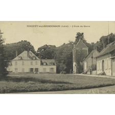Nogent-sur-Vernisson (Loiret) - L'Ecole des Barres.
