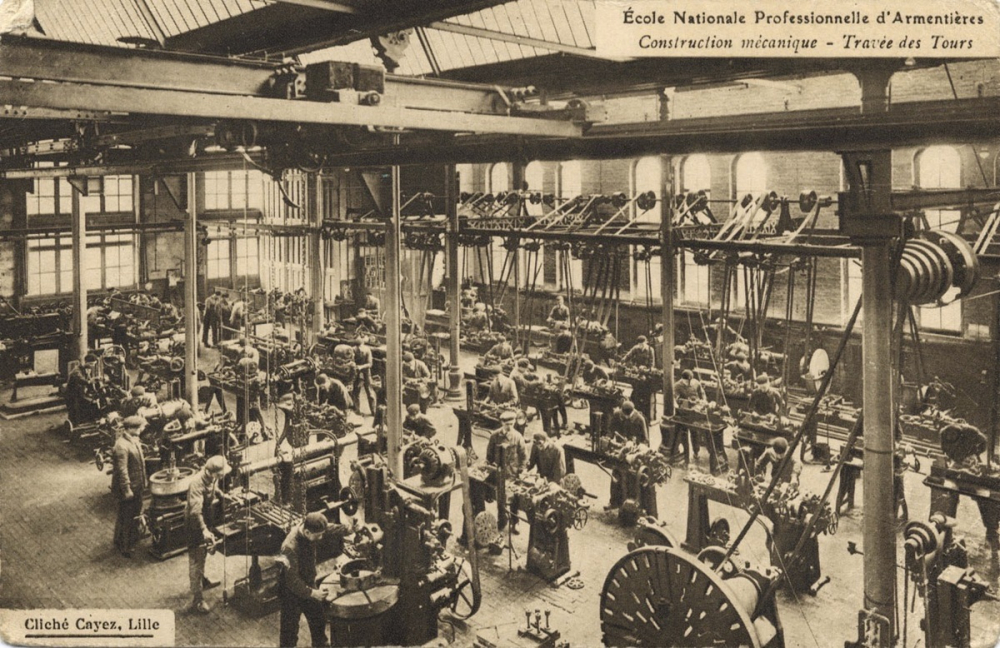 Ecole Nationale Professionnelle d'Armentières - Construction mécanique - Travée des Tours.