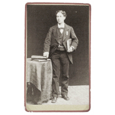 Homme à la médaille.