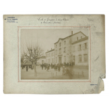 Ecole de Garçons à Cinq classes de Lamastre (Ardèche).