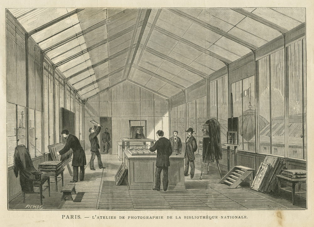 Paris. L'atelier de photographie de la Bibliothèque Nationale.