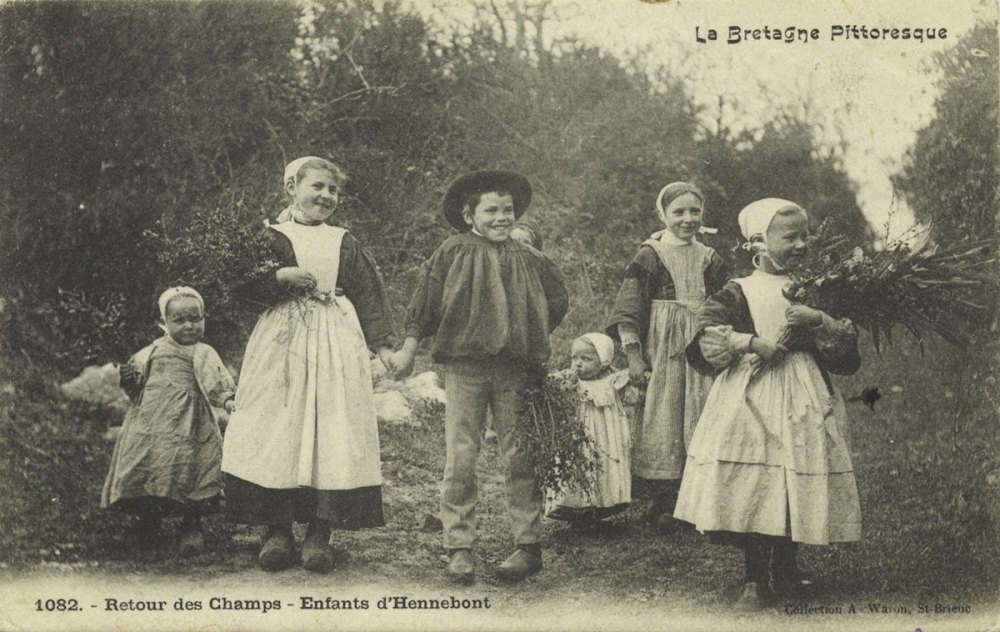 La Bretagne Pittoresque - 1082 - Retour des Champs - Enfants d'Hennebont.
