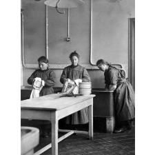 Institut départemental des sourds muets d'Asnières. Education ménagère.