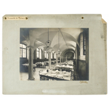 Lycée Janson de Sailly, le réfectoire.