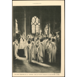 Les petits chanteurs de la cantoria sous les voûtes gothiques de Saint-Séverin, à Paris.