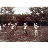 Ecole Normale d'instituteurs d'Orléans - Leçon de gymnastique avec bâton. 