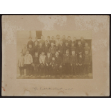Photo de groupe d'une école dans le 3ème arrondissement ,à Paris.