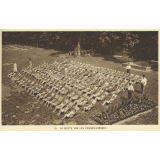 Ecole de plein air permanente - Ville de Mulhouse - Pfastatt (Haut-Rhin) - La sieste sur les chaises-longues.