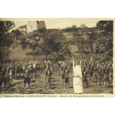 Maison d'Enfants du Château de Rougemont - Séance de Gymnastique respiratoire.