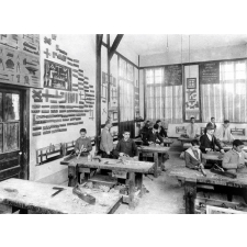 Atelier de menuiserie. 