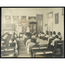 Ecole mixte de 2° degré n°34 au Pénarol, République de l'Uruguay.