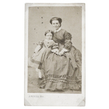 Mère et petite fille. 