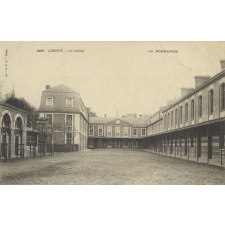 La Normandie - 2820 - Lisieux - Le Collège.