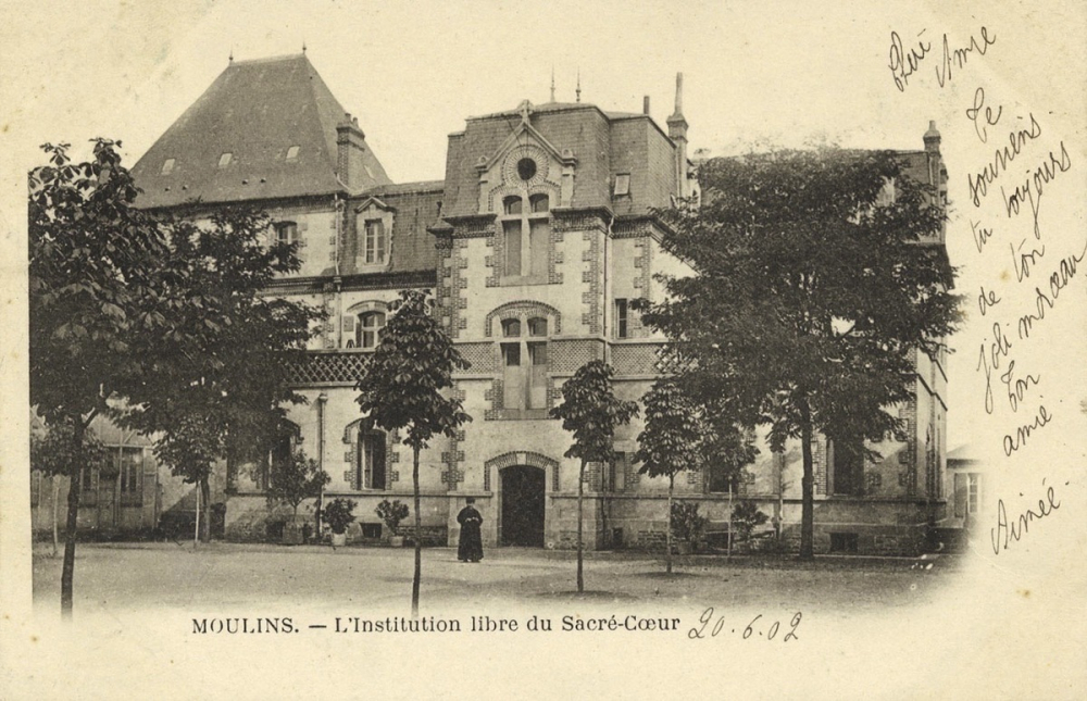 Moulins - L'Institution libre du Sacré-Coeur.