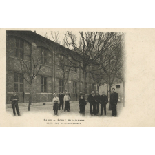 Paris - Ecole Alsacienne - Cour, rue N.-D.-des-Champs.
