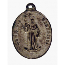Médaille d'exorcisme dite de saint Benoît.